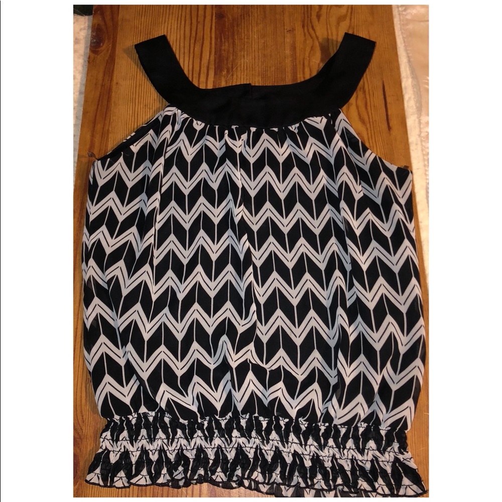Studio 1940 Girls Top (Size M)